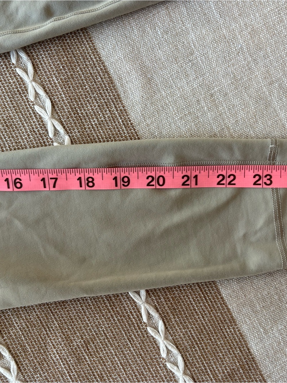 Lululemon Wunder Train High Rise Legging - Picture 3 of 5